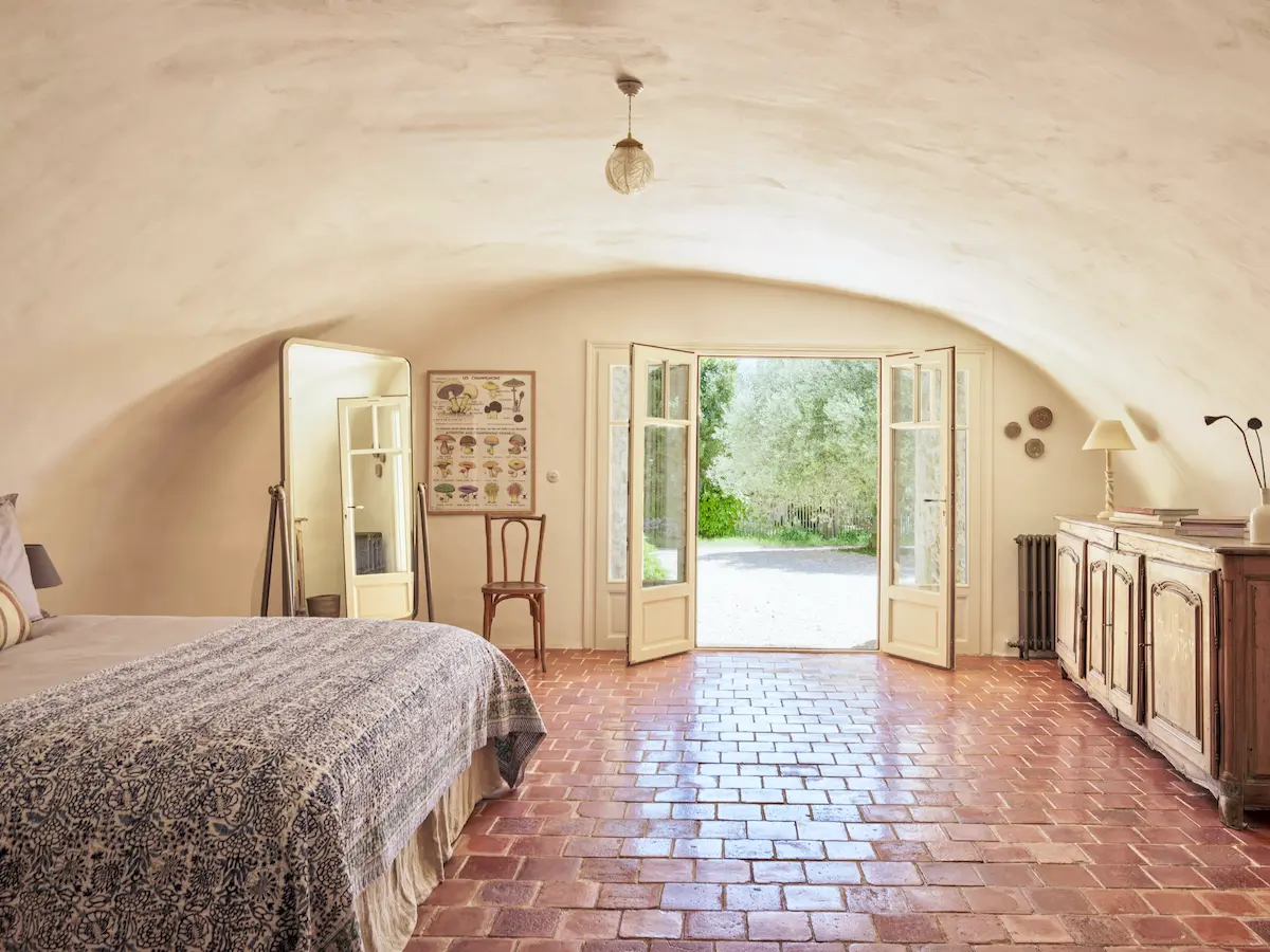 chambre double confortable uzes location